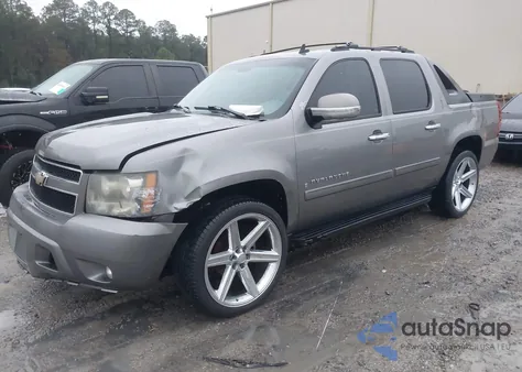 2007 Chevrolet Avalanche 1500 Lt z USA, uszkodzony, nr VIN 3GNEC12J27G255514